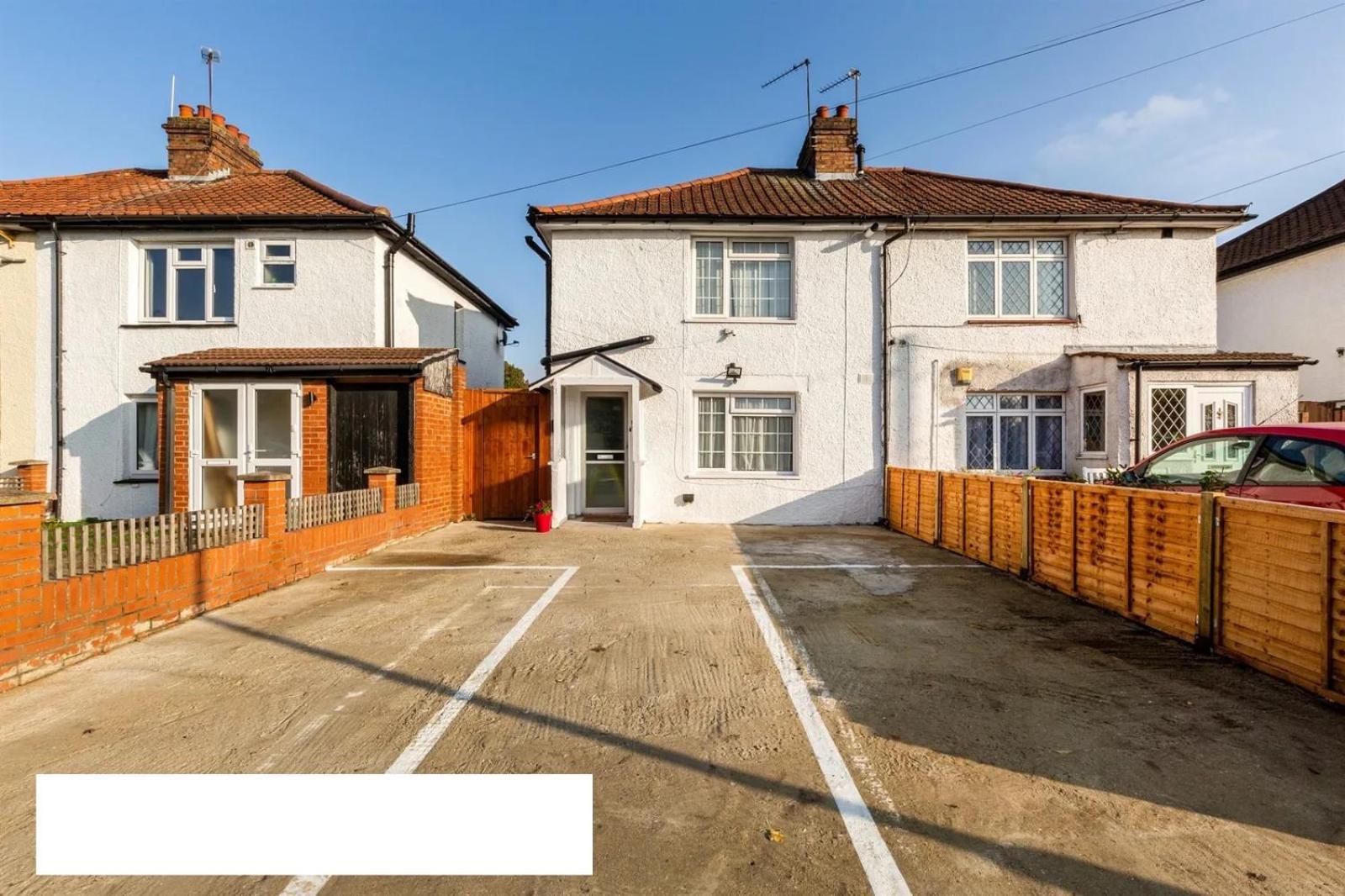 דירות Carshalton Cosy Private Flat In London, Free Parking On Premise מראה חיצוני תמונה